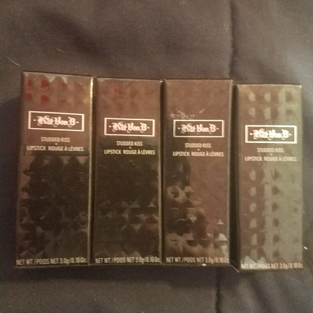 Katvon d studded kiss bundle